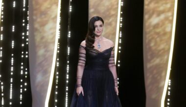 CANNES J-1. Monica Bellucci toute en transparence ne peut retenir la sortie fougueuse d'un de ses tétons (Photos)