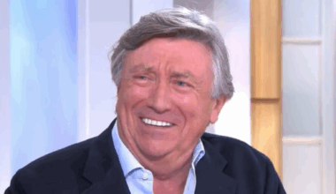 Dans « C à vous », Jacques Legros dévoile le contenu de son dernier mot (humoristique) à Marie-Sophie Lacarrau