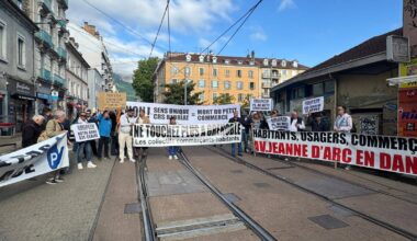 LES COLLECTIFS HABITANTS-COMMERCANTS HAUSSENT LE TON CONTRE LA MUNICIPALITÉ
