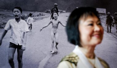 la célèbre photo prise pendant la guerre du Vietnam continue d’alimenter les doutes