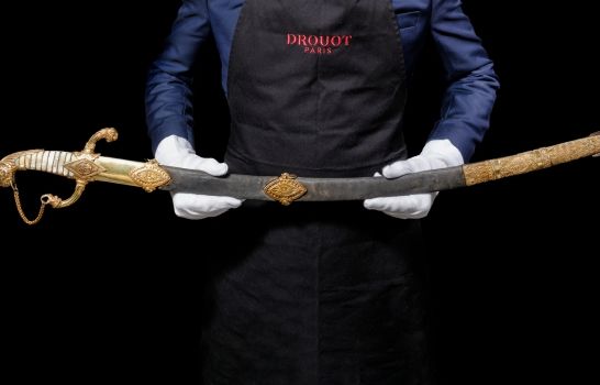 Un sabre de Napoléon vendu 4,7 millions d’euros, pas loin du record pour les objets de l’empereur