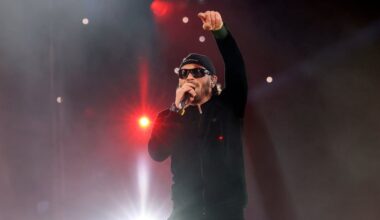 OM. Benatia et Rabiot sur scène lors du concert de Jul au Vélodrome