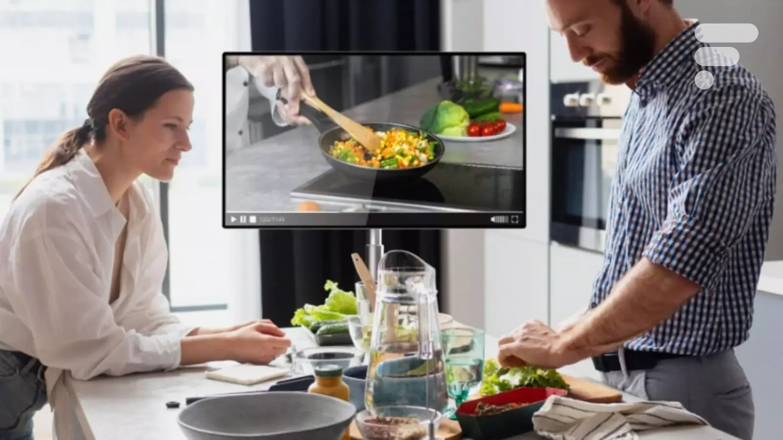 Ce nouveau petit TV 4K connecté avec batterie intégrée voit son prix chuter chez Boulanger