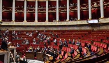 Eva Son-Forget vide le minibar et vole des robes, l’incroyable intrusion de l’ex-députée dans un bureau à l’Assemblée