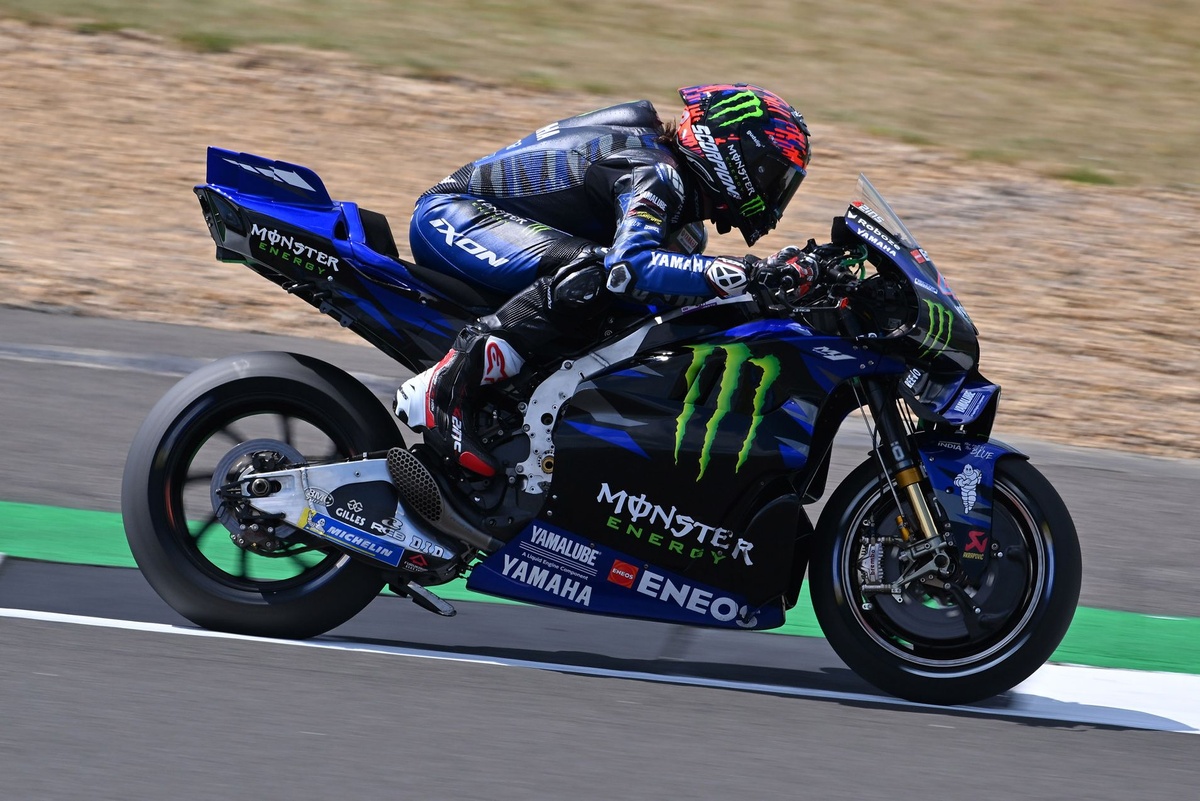 Rins a eu le même souci de holeshot device que Quartararo