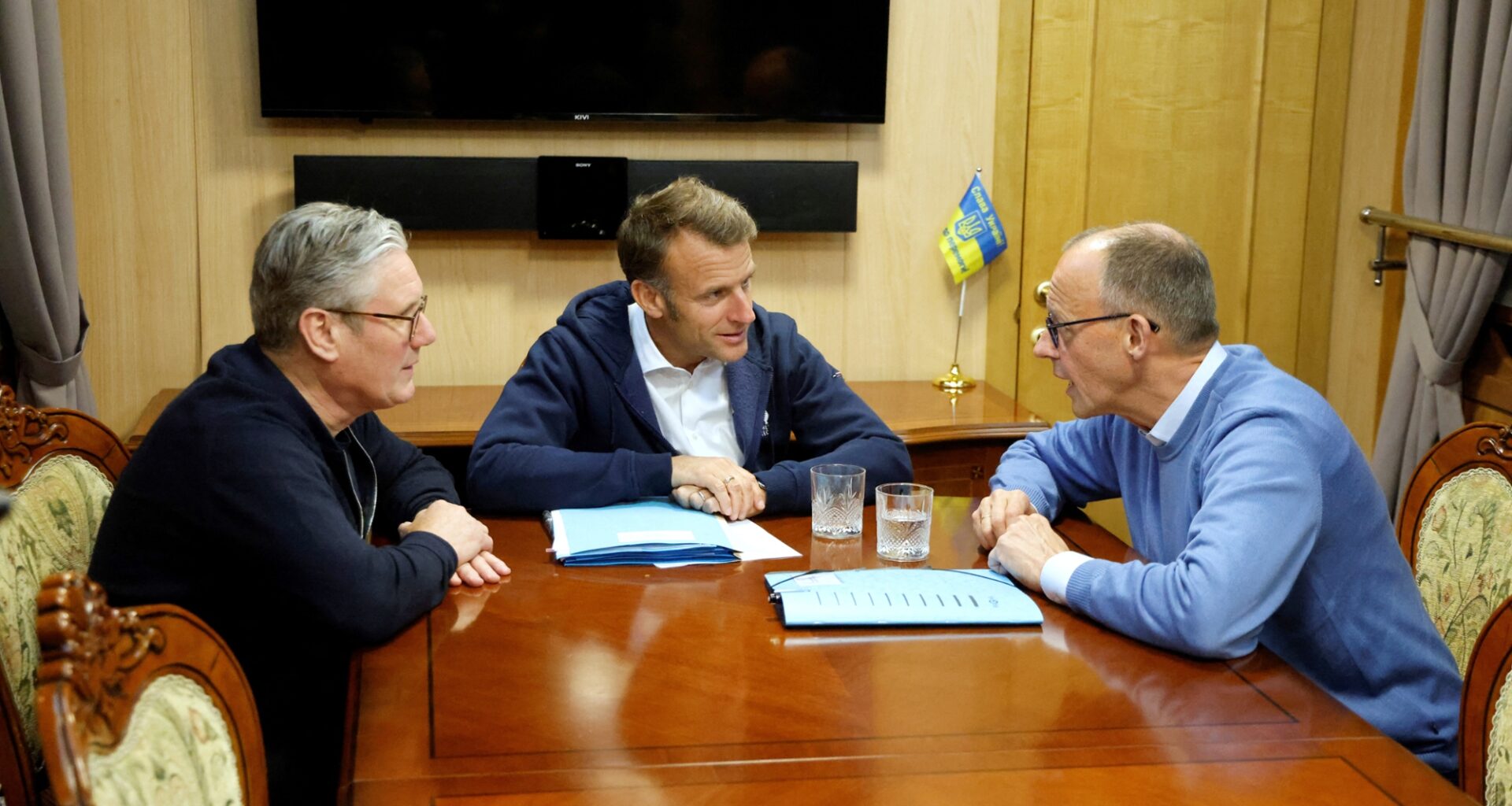Emmanuel Macron se rend à Kiev pour un sommet de la "coalition des volontaires" avec plusieurs dirigeants européens