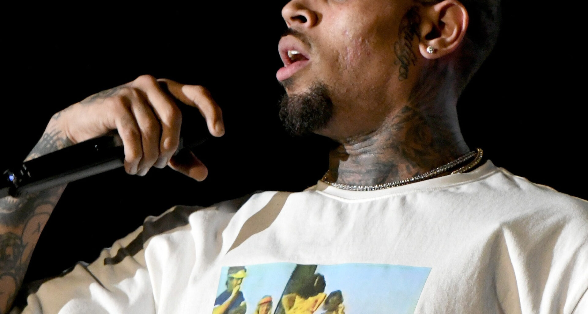 Le chanteur Chris Brown arrêté au Royaume-Uni, soupçonné de coups et blessures