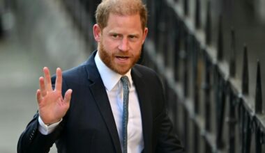 Le prince Harry, duc de Sussex, à son arrivée à la Haute Cour de justice britannique à Londres, le 8 avril 2025 (JUSTIN TALLIS)