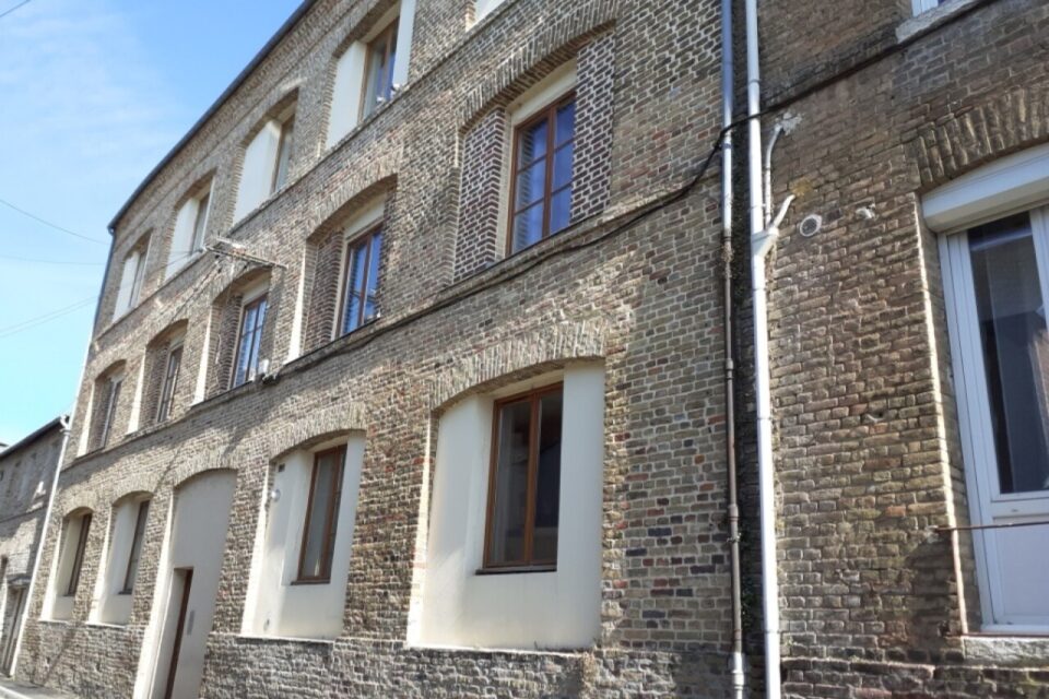 Immeuble écroule danger rue du Petit-Cours Elbeuf