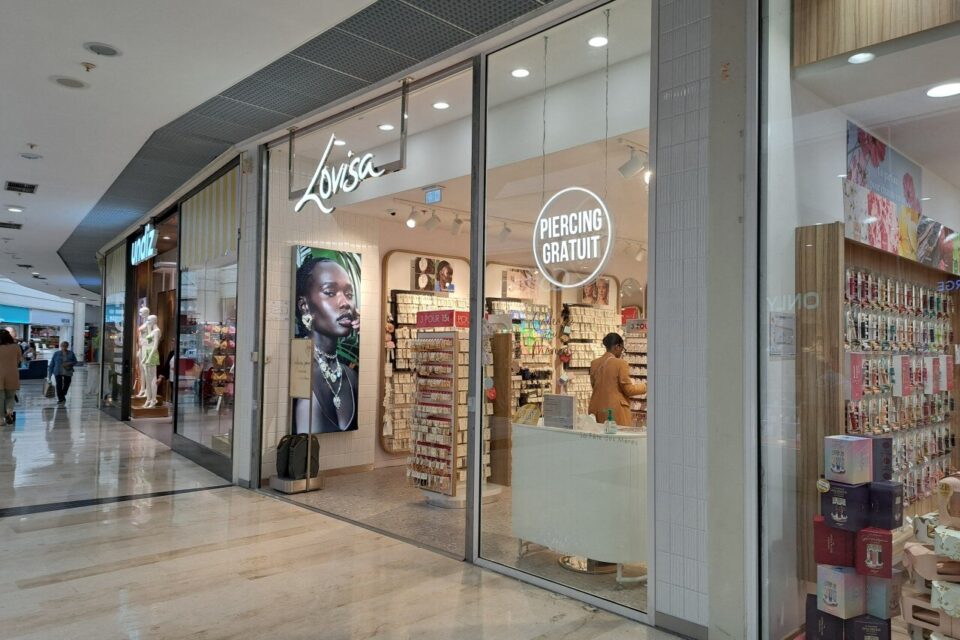 Boutique Lovisa Tourville-la-Rivière