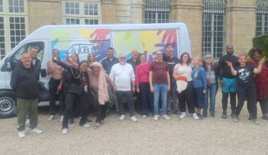 Depuis 30 ans, l'Autobus offre « des sourires, une présence humaine » aux sans-abris de Rouen