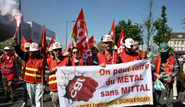"Notre usine va crouler": à Dunkerque, les salariés d'ArcelorMittal manifestent contre les emplois menacés : Actualités