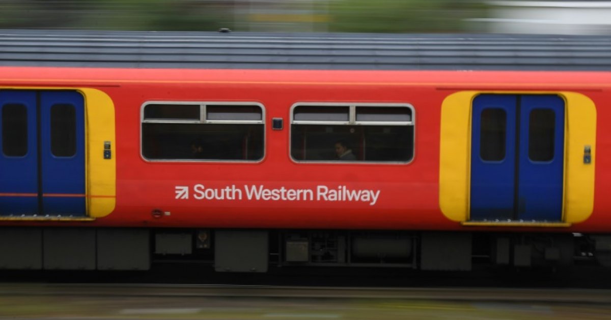 Royaume-Uni: la South Western Railway devient la première compagnie ferroviaire renationalisée : Actualités