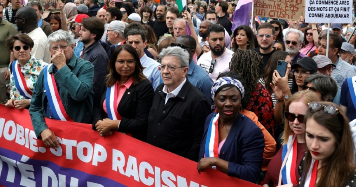 Plusieurs milliers de manifestants contre l'islamophobie dimanche à Paris : Actualités