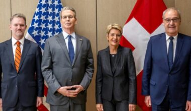 Pékin et Washington à l'aube de discussions, Trump adoucit le ton : Actualités