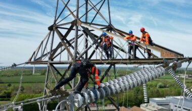 Transition énergétique: embauche électriciens de haut vol pour recâbler le Royaume-Uni : Actualités
