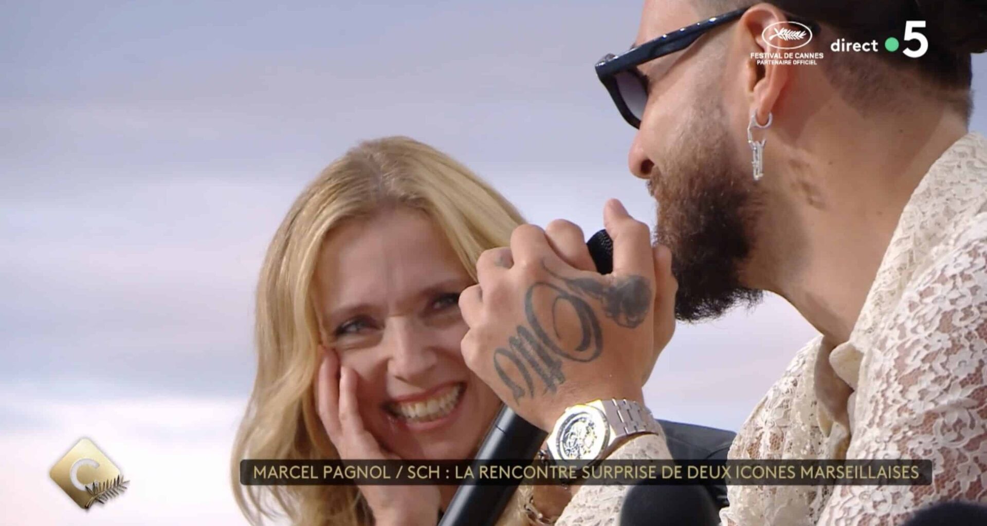 "C’est ma gâtée" : la déclaration "d’amour" de SCH à Léa Drucker sur le plateau de "C à Vous"