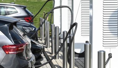 le plan du gouvernement pour multiplier les bornes de recharge et simplifier leur utilisation