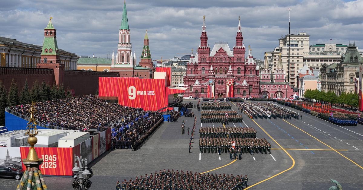 Poutine célèbre les soldats russes en Ukraine en présence de dirigeants étrangers