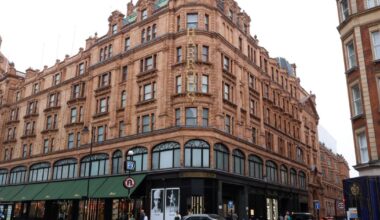 Royaume-Uni : de grandes enseignes, dont Harrods, victimes de cyberattaques - Le Figaro