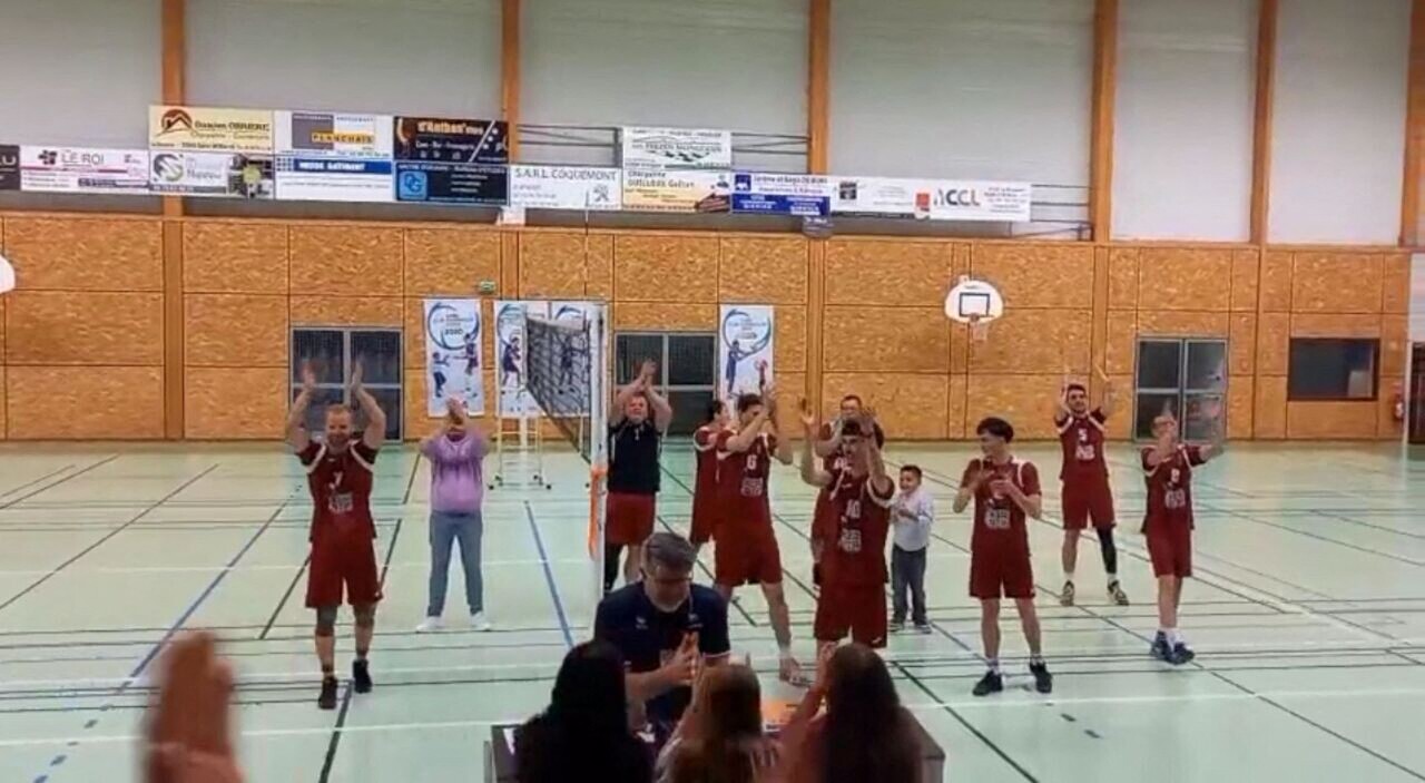 ce club de volley décroche la montée après une belle victoire