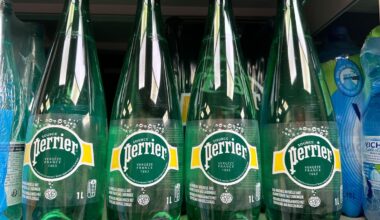 Scandale des eaux minérales : l’enquête sénatoriale déplore une « stratégie délibérée » de « dissimulation » de la part de l’État