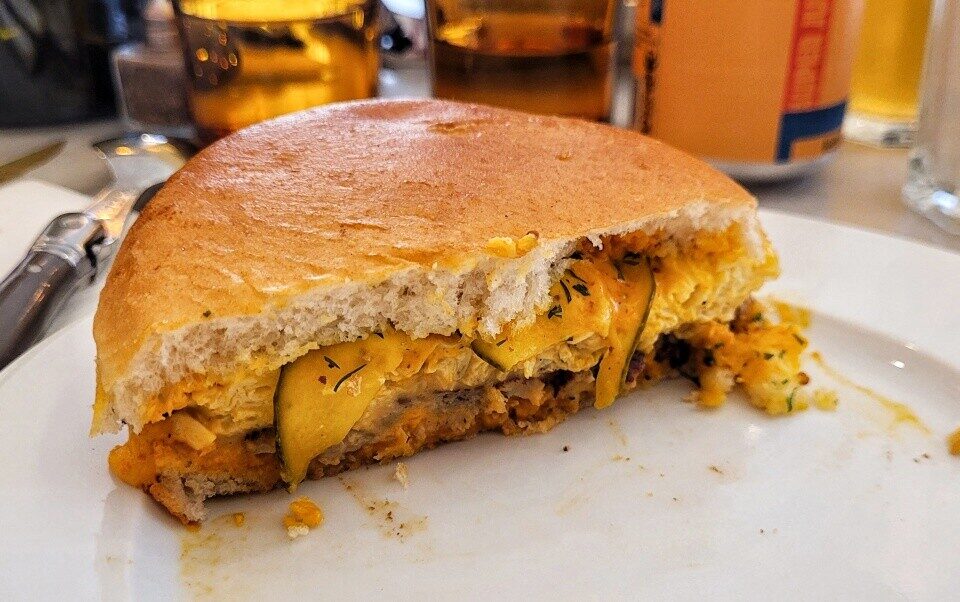 Le smash burger toulousain à cœur ouvert.