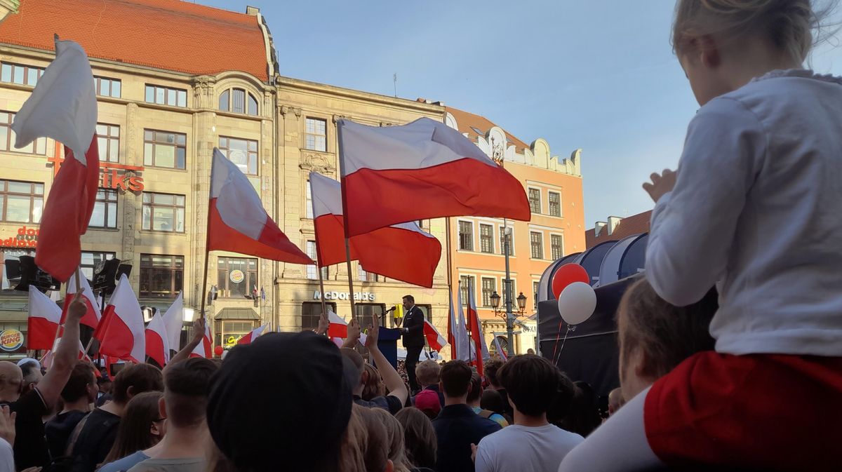 La Pologne divisée entre deux visions de l'Europe
