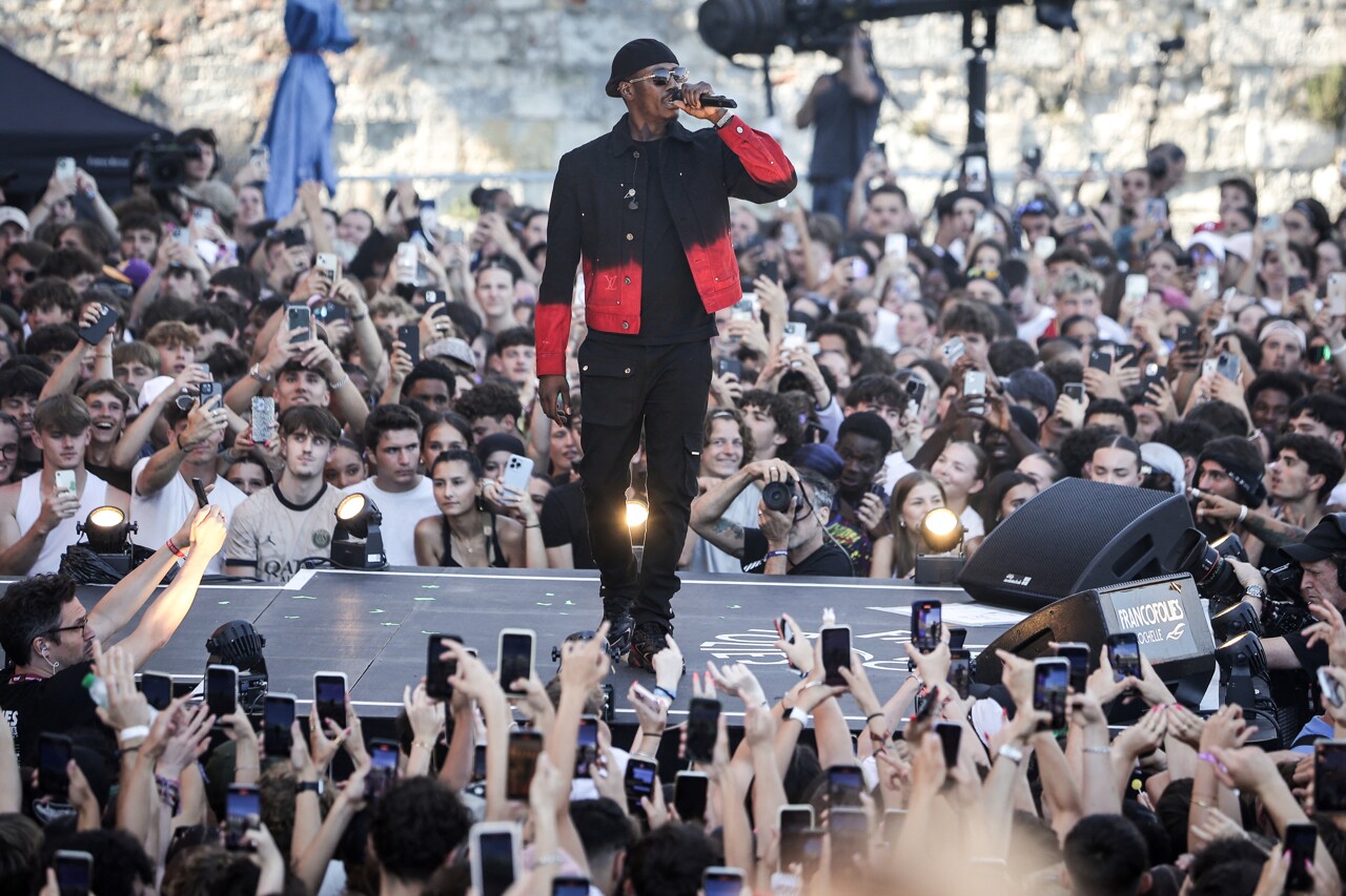 SCH, Medine, Hanouna...Pluie d'hommages après la mort brutale du rappeur Werenoi à 31 ans