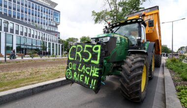 la Coordination rurale manifeste en tracteurs dans Lille