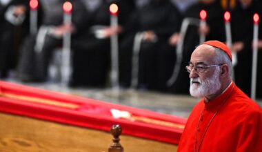 S’il est élu pape lors du conclave, ce cardinal promet qu’il «s’enfuira en Sicile»