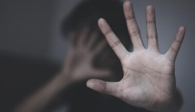 quatre mineures en garde à vue pour du harcèlement après s’être introduit de force chez une adolescente