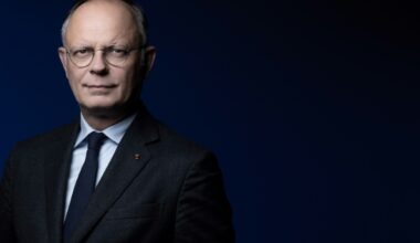 Edouard Philippe, maire du Havre et président du parti Horizons, le 26 février 2025 à Paris (JOEL SAGET)
