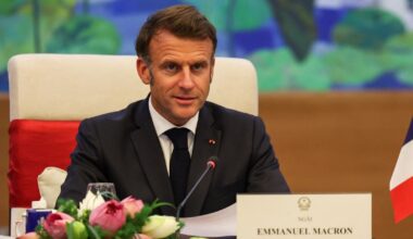 Trump «réalise» que Poutine lui «a menti», se félicite Macron