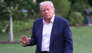 Économie américaine : Donald Trump s'attribue "les bons côtés" et rejette la faute sur Joe Biden pour les "mauvais" - 05/05/2025 à 12:59
