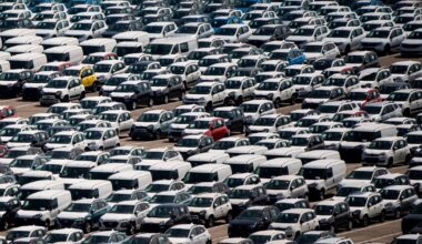 dix personnes mises en examen pour un vaste trafic de voitures volées entre l’Algérie et la France
