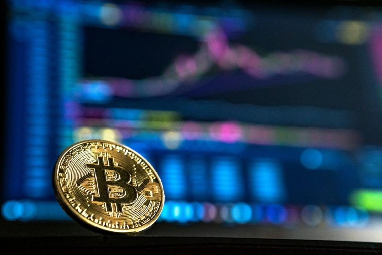 bitcoin 2 (Crédits: Unsplash - André François McKenzie)