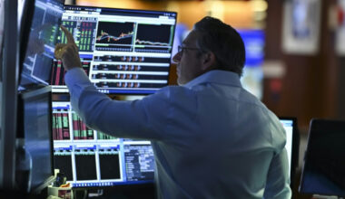 Wall Street mitigée après des indicateurs économiques américains - 15/05/2025 à 22:33