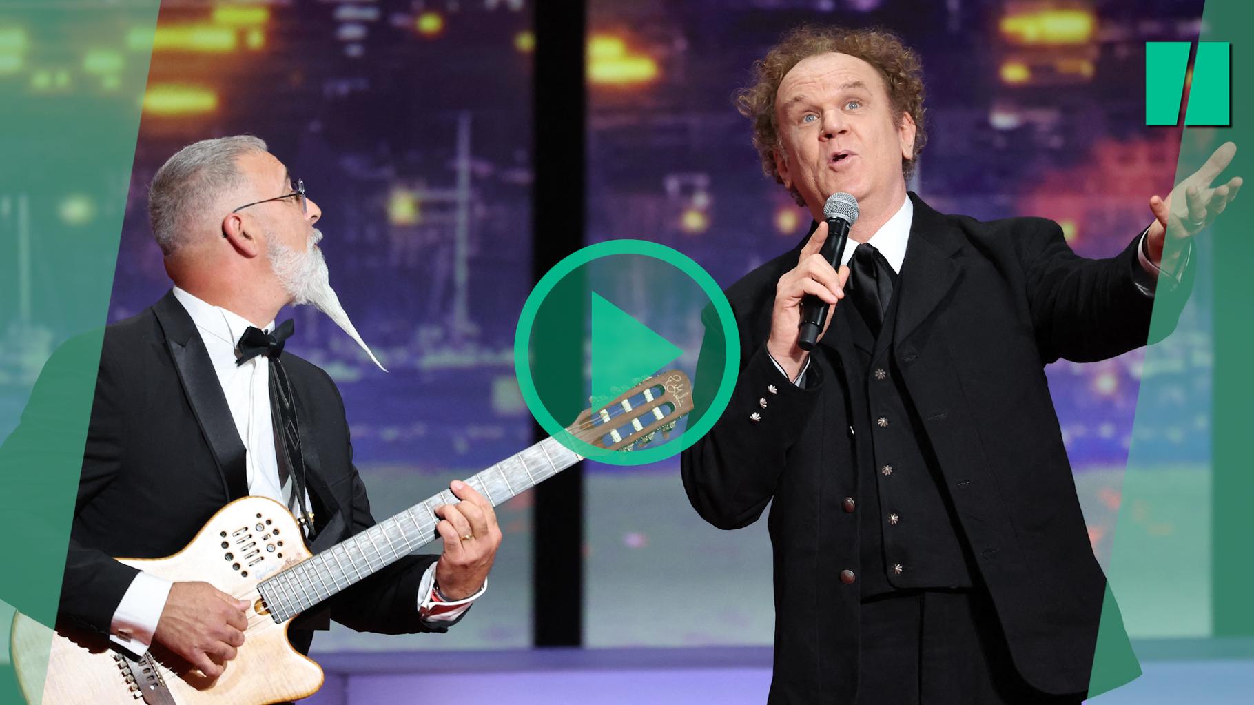 À Cannes, John C. Reilly fête en chanson la fin du festival (et le retour de l’électricité)