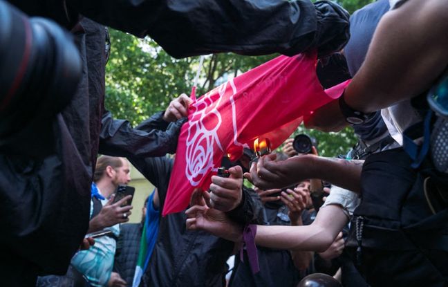 Des élus socialistes violemment agressés par des black blocs dans la manif