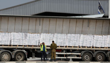 Gaza: Au moins six Palestiniens protégeant des camions humanitaires tués par des frappes israéliennes, selon le Hamas - 23/05/2025 à 16:40