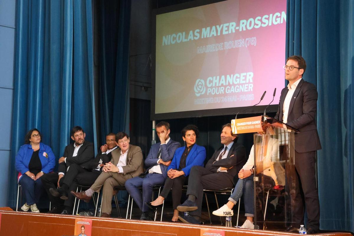 A Paris, Nicolas Mayer Rossignol et les anti-Faure se préparent à la victoire lors du Congrès du PS