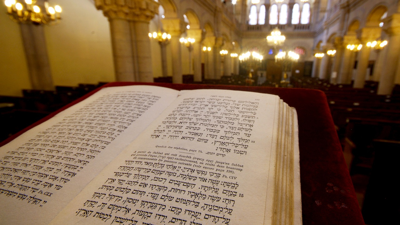 OQTF interpellé avec un cutter dans une synagogue près de Lyon : un simple cambriolage ?