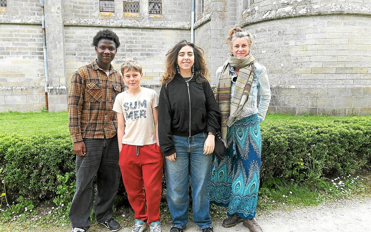 À Pont-Croix, les jeunes partagent leurs expériences au retour de leur séjour interculturel en Allemagne et en Grèce