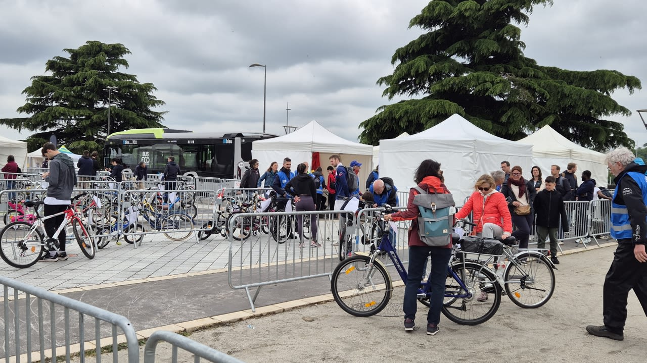 Une soixantaine de vélos étaient proposés à la vente par lors de la bourse aux vélos du Collectif cycliste 37.