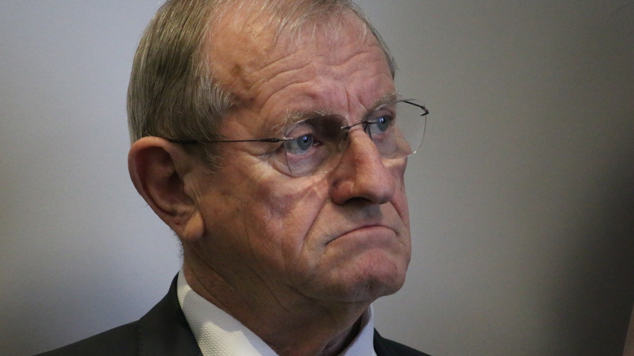 le maire de Jonage près de Lyon visé par des tags injurieux