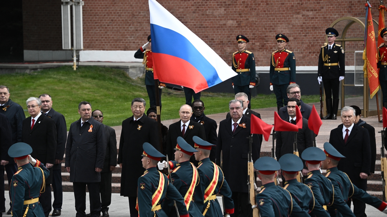Vladimir Poutine célèbre les soldats russes en Ukraine