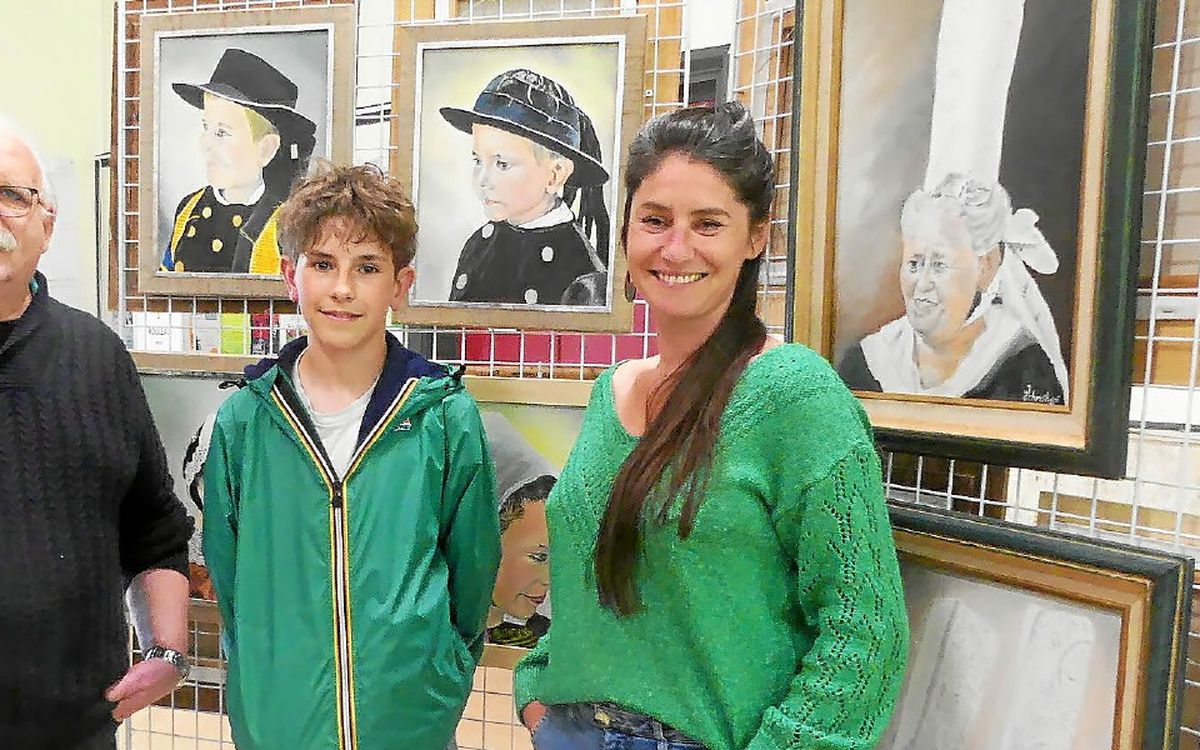 À Quimper, Florent Christien expose ses portraits de personnages bretons à la mairie d’Ergué-Armel