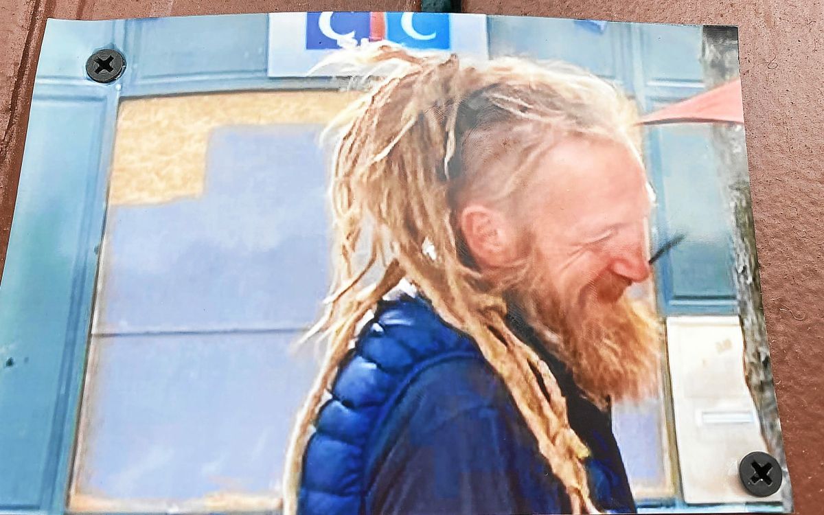 « La rue l’avait lessivé » : SDF depuis 20 ans à Rennes, Tom est mort place Sainte-Anne