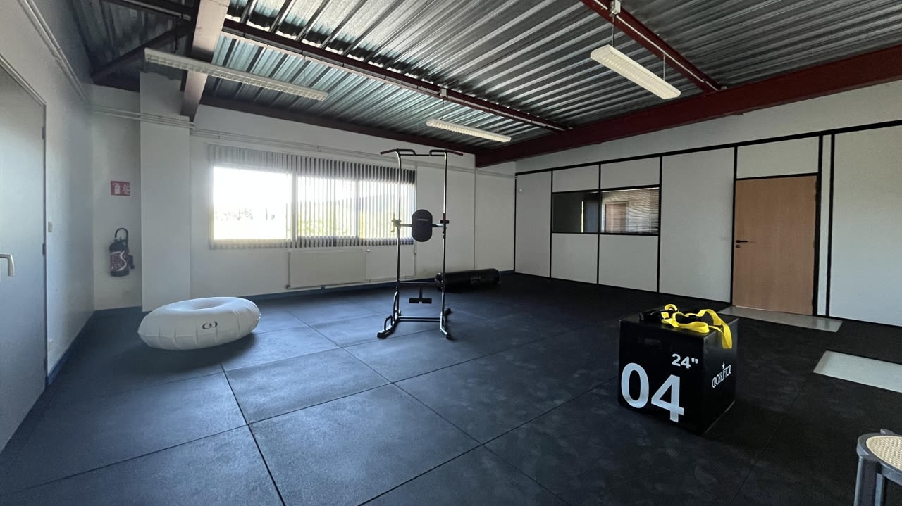 MB Centre possède une salle de sport « rudimentaire » pour la préparation physique.